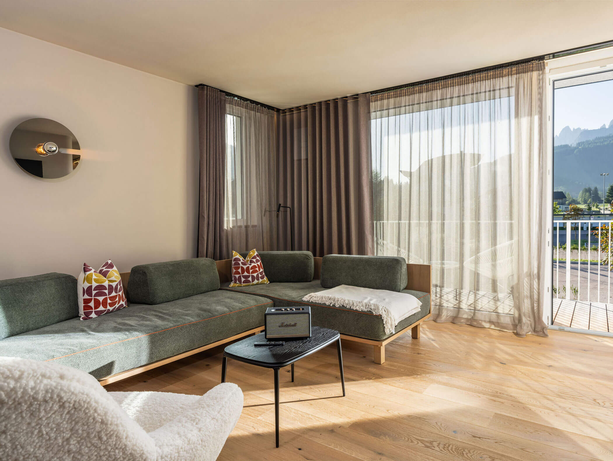 Vista interna Appartamento Relax - soggiorno con divano - Ariane's Guesthouse